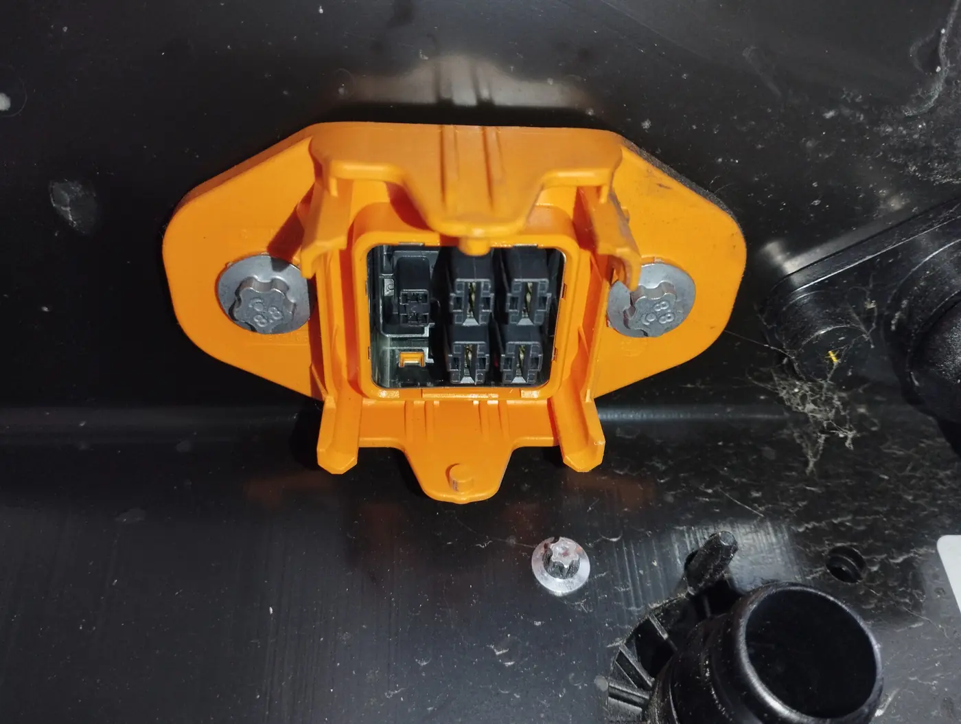 Tesla Model 3 RWD LFP pack BTF0, about MY2021, 55 kWh total battery pack